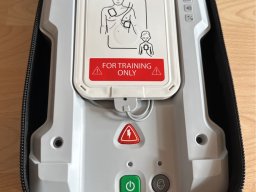 aed trainer_02